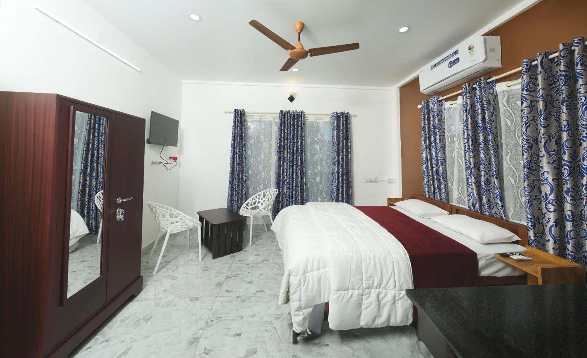 Hotel M M Residency à Kochi Extérieur photo