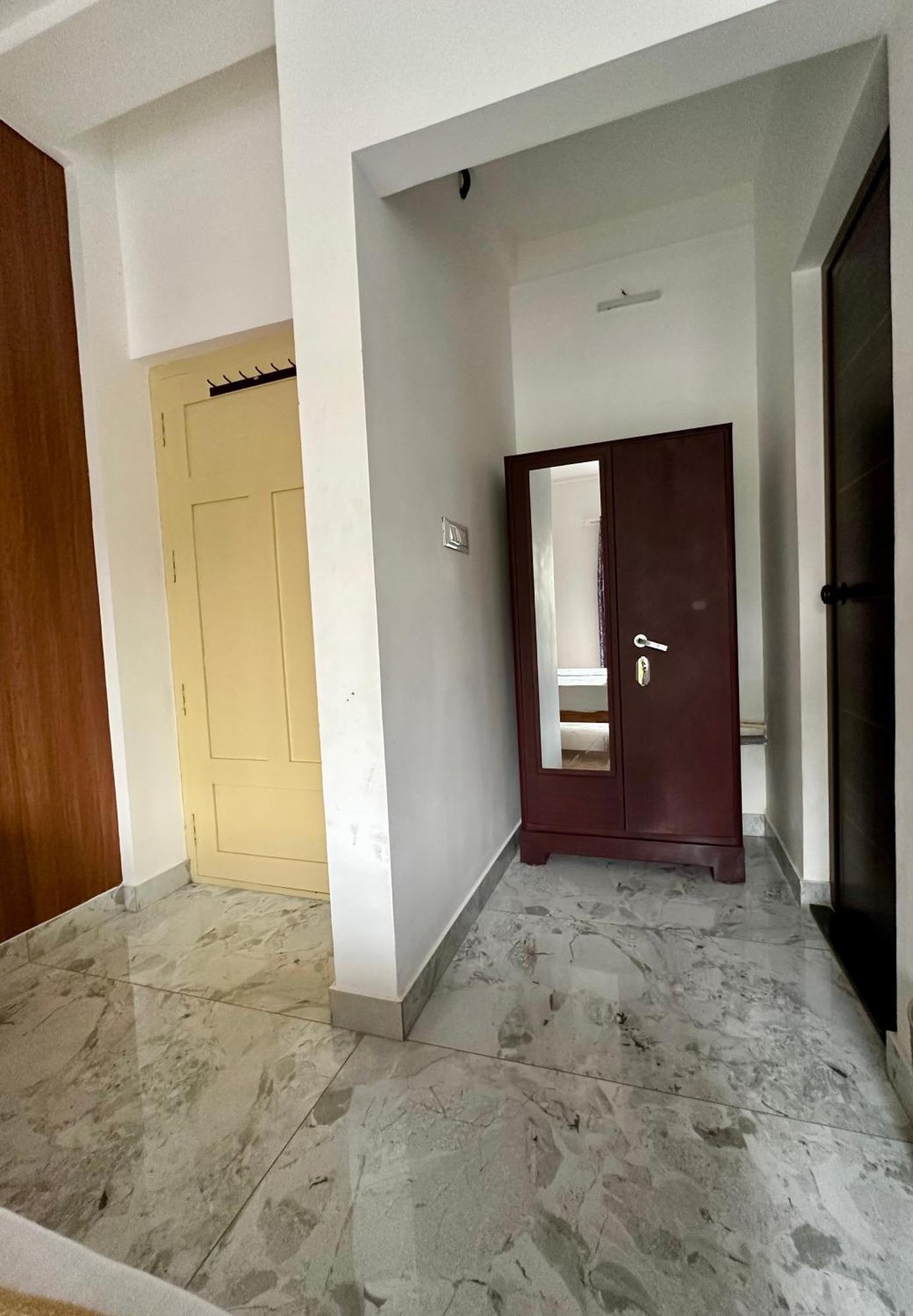 Hotel M M Residency à Kochi Extérieur photo